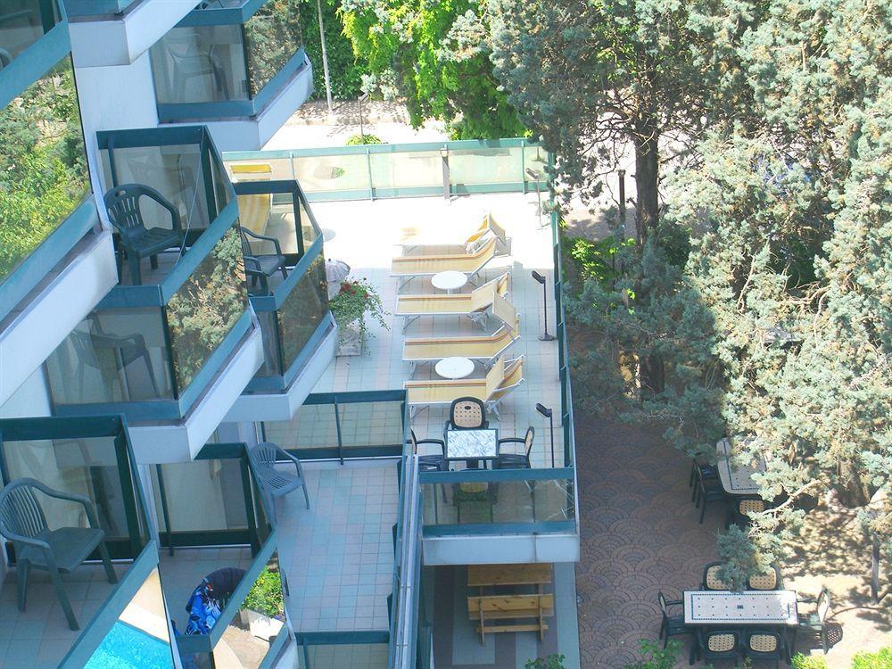 Hotel New Tiffany's Park