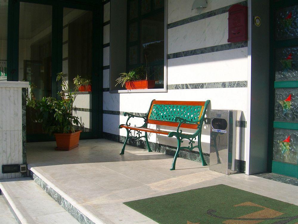 New Tiffany's Park Hotel