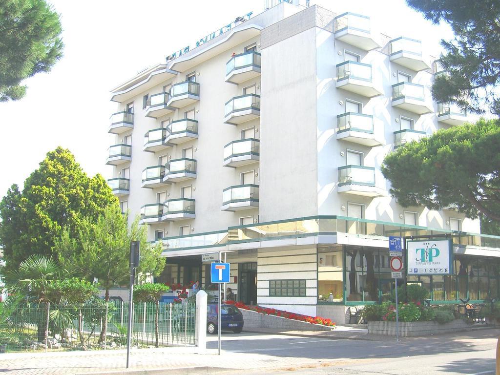 Hotel New Tiffany's Park